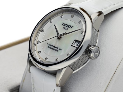 tissot-T086.208.16.116.00_BIA6.jpg