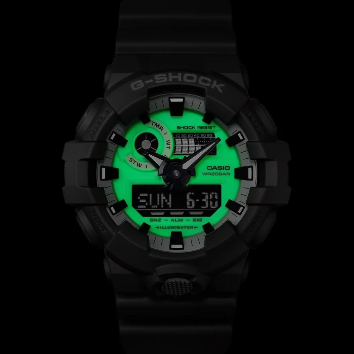casio_GA-700HD-8AER_2.webp