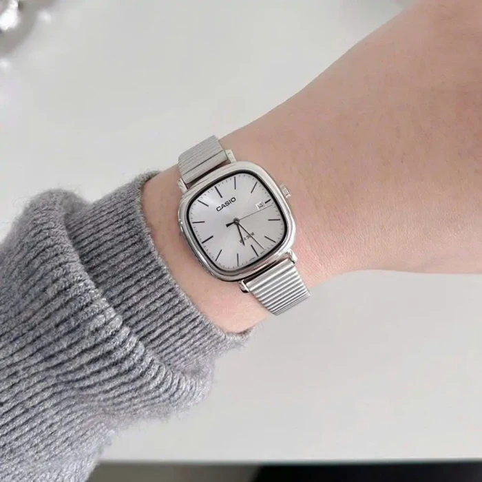 DAMSKI-ZEGAREK-CASIO-LTP-B166D-7AVEF.webp