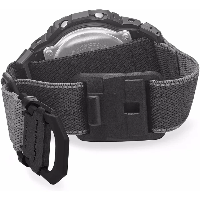 Zegarek-Casio-G-Shock-DW-5600MNC-1ER-1-0