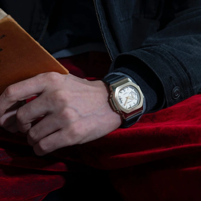 g-steel-Zegarek-męski-Casio-G-SHOCK-GMC-2500G-9AER-ze-złocistą-tarczą-i-lunetą-na-czarnym-pasku26