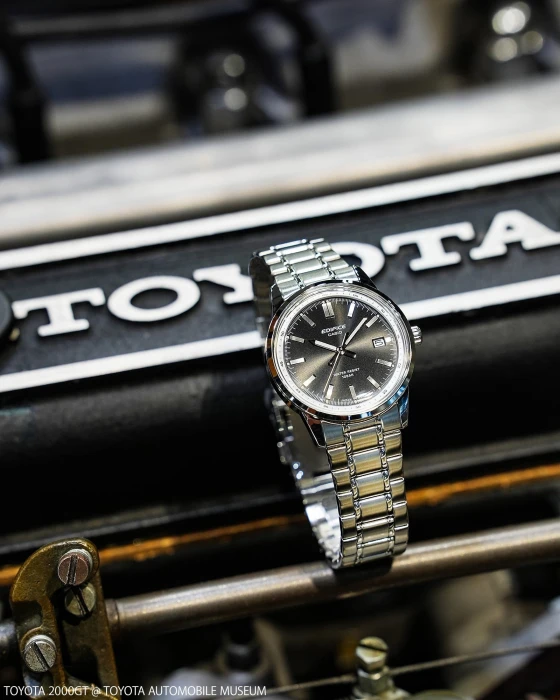 Zegarek-męski-Casio-Edifice-EFR-109D-1AER-38-mm-z-czarną-tarczą-i-stalową-bransoletą-toyota-sportowy-klasyczny4