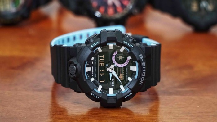 zegarek_casio_GA-700PC-1AER_BIA2.jpg